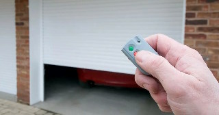 Купить автоматику для рулонных ворот Новокузнецк, цена от 2737 руб.